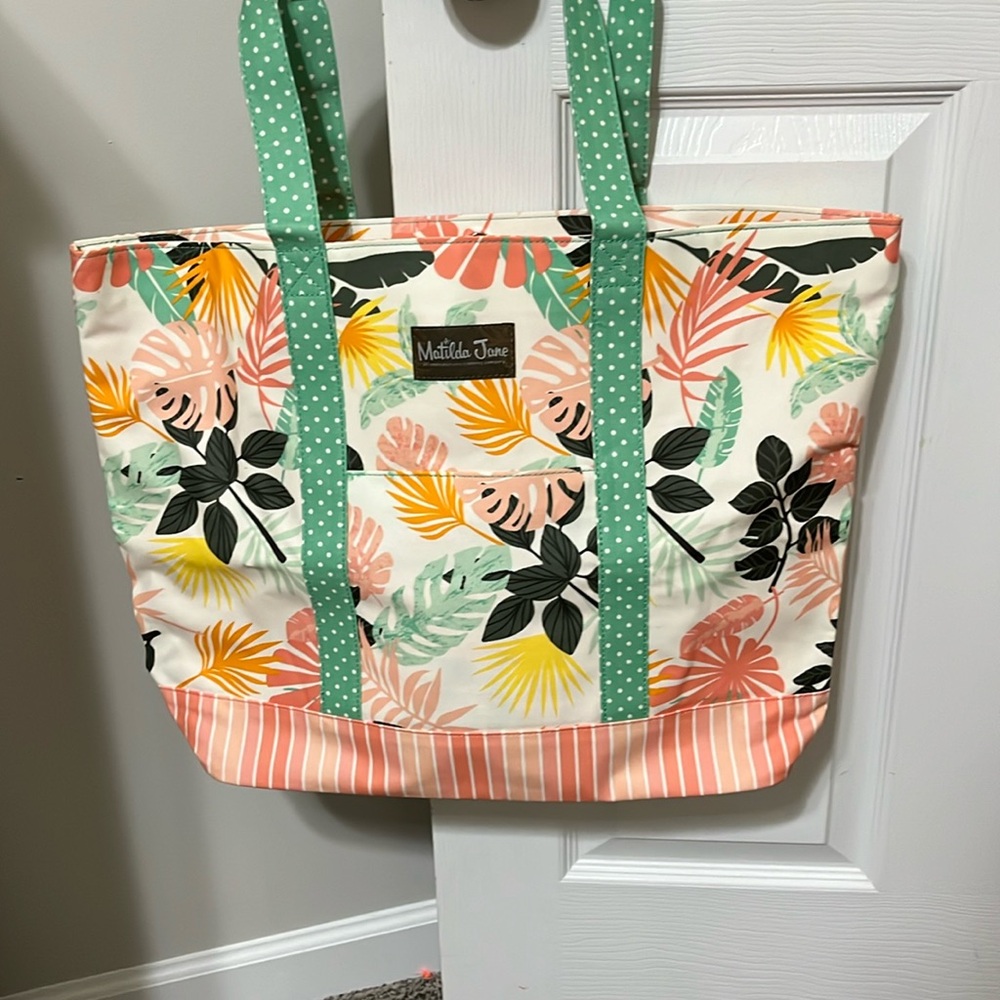 NWT Matilda Jane Tote. The perfect tote to take everywhere.